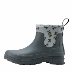 Ariat Ladies Kelmarsh Shortie Rubber Boot 10061225 9 Ariat Ladies Kelmarsh Shortie Rubber Boot 10061225 -Wildwest Boot Store Remove background project 2025 01 29T094846.888